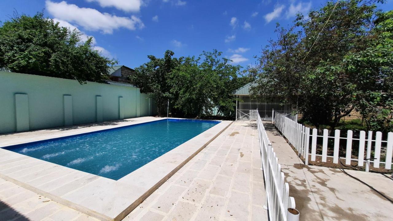 Family Holiday Home. 库萨雷 外观 照片